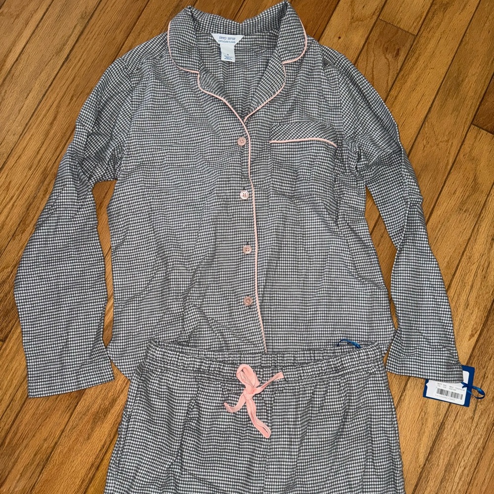 Sleep‎ sense pajama set NWT small